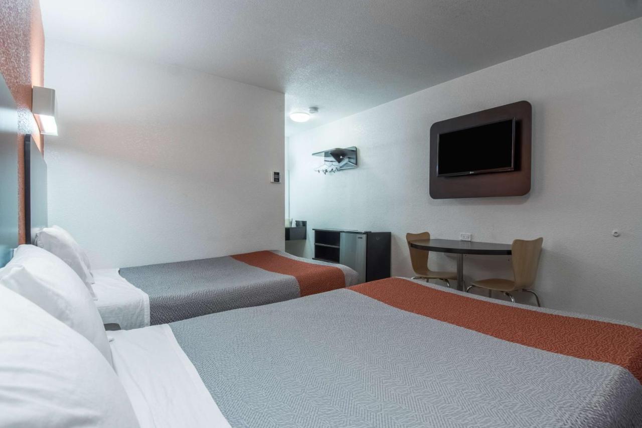Motel 6 ベーカーズフィールド エクステリア 写真